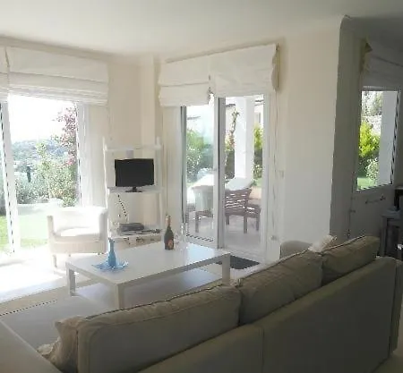 Apartament Yalikavakta Luex *